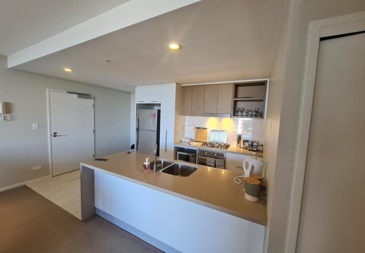 Link Portside Wharf Apartment Hotel Бризбейн Екстериор снимка