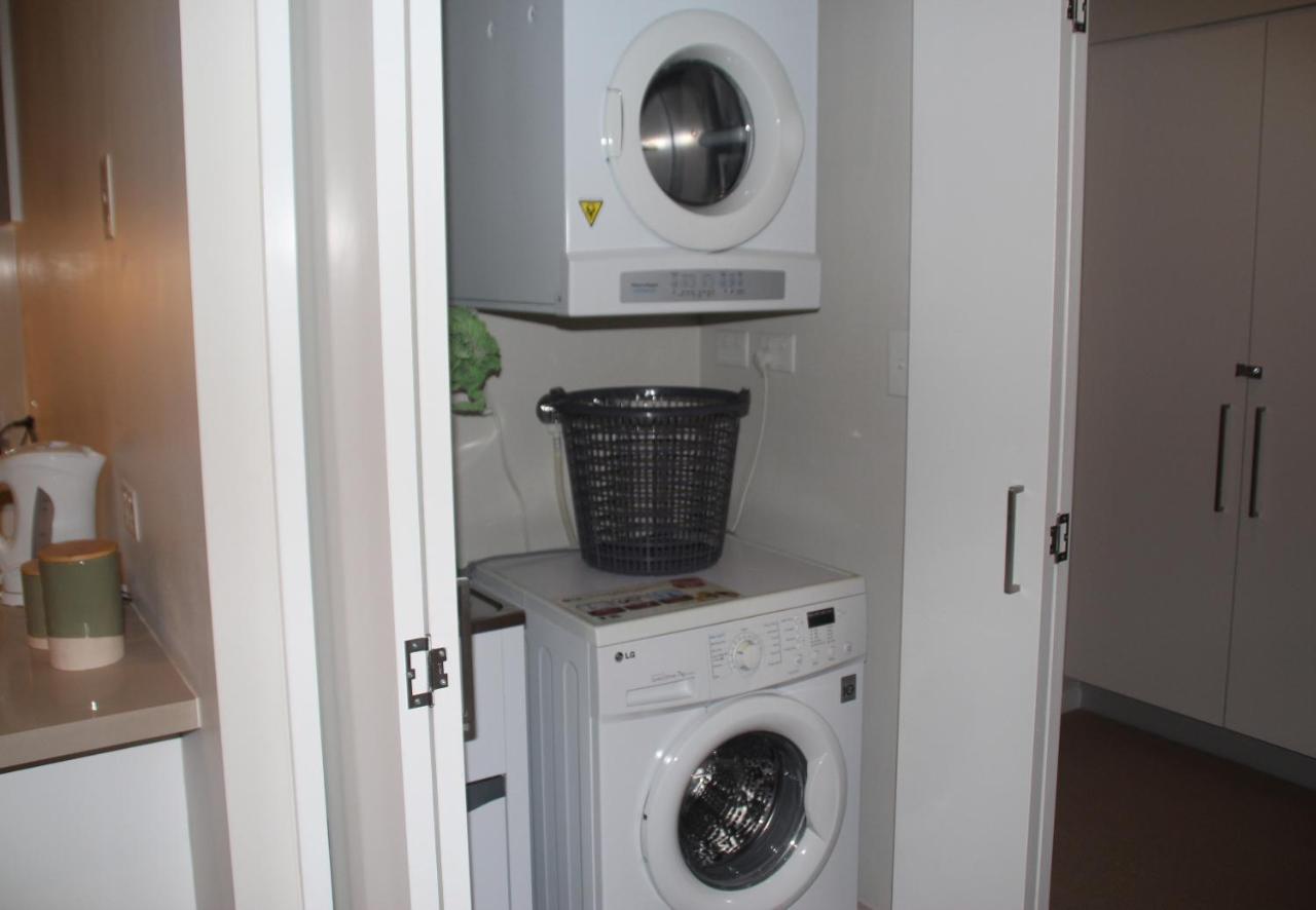 Link Portside Wharf Apartment Hotel Бризбейн Екстериор снимка
