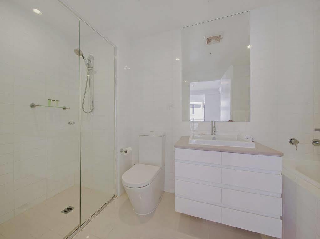 Link Portside Wharf Apartment Hotel Бризбейн Екстериор снимка